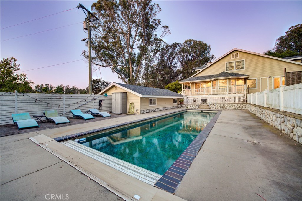 1473 Willow Road