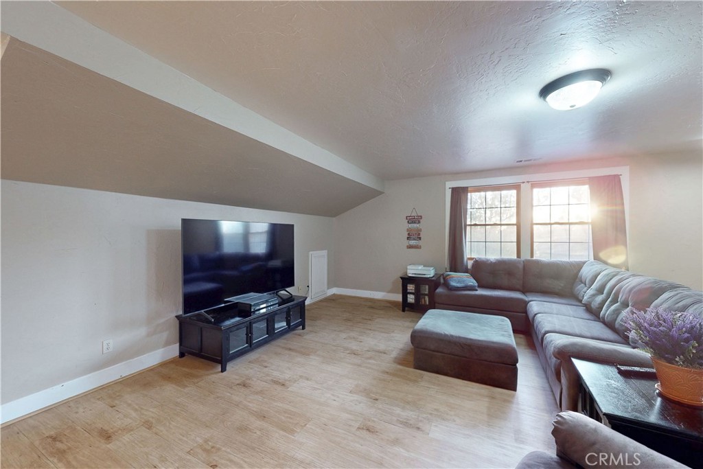1473 Willow Road