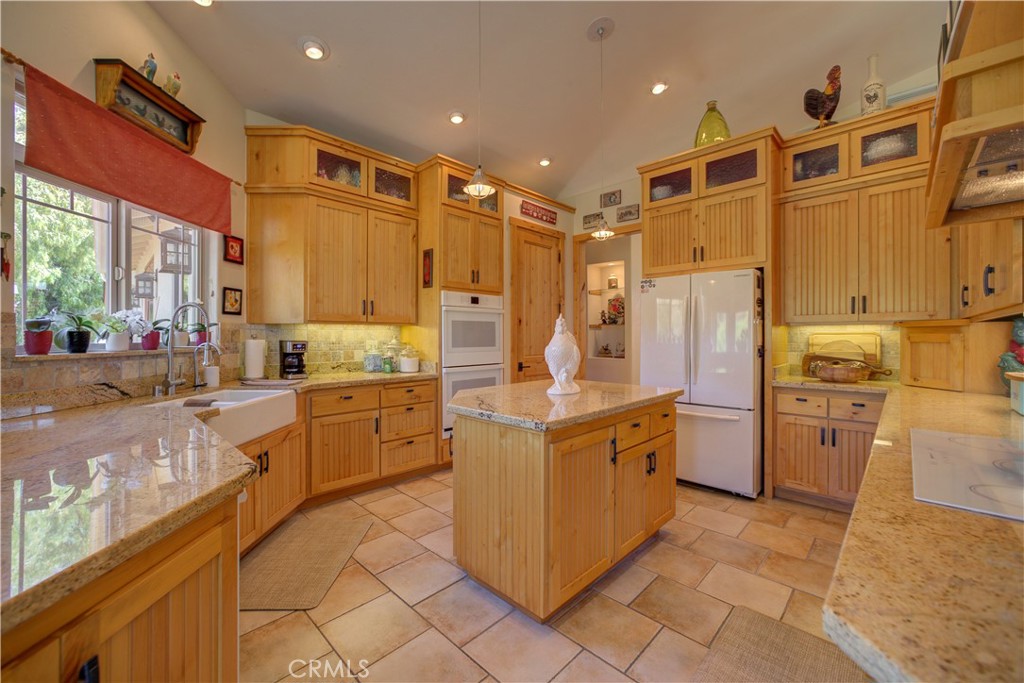 670 Highland Hills Road
