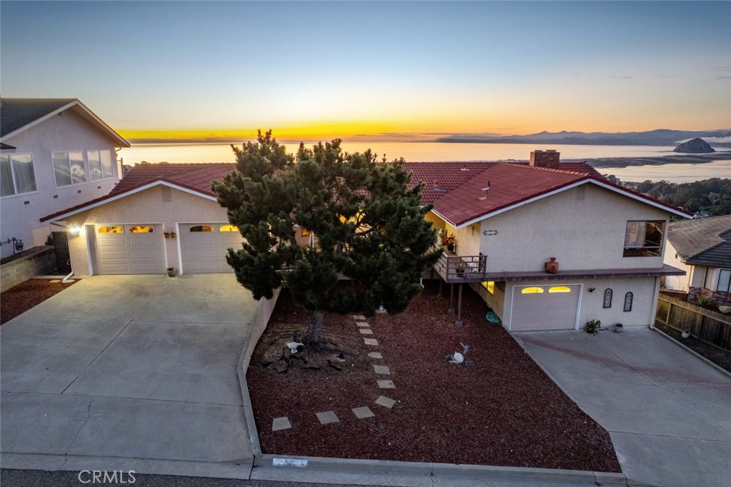 2731 Houston Drive