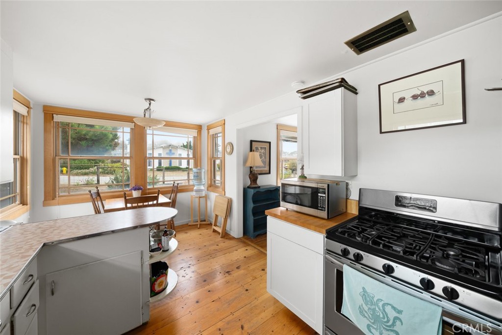 595 Driftwood Street