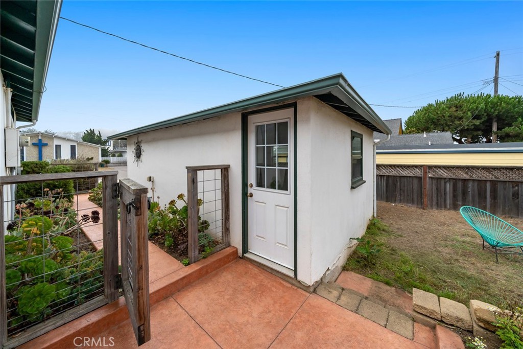 595 Driftwood Street