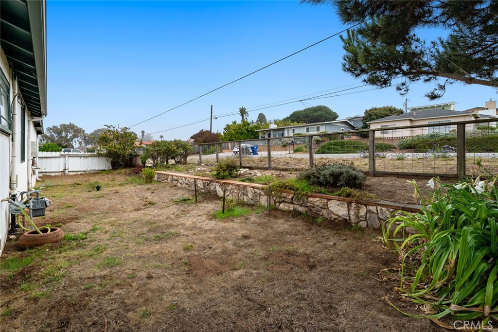 595 Driftwood Street