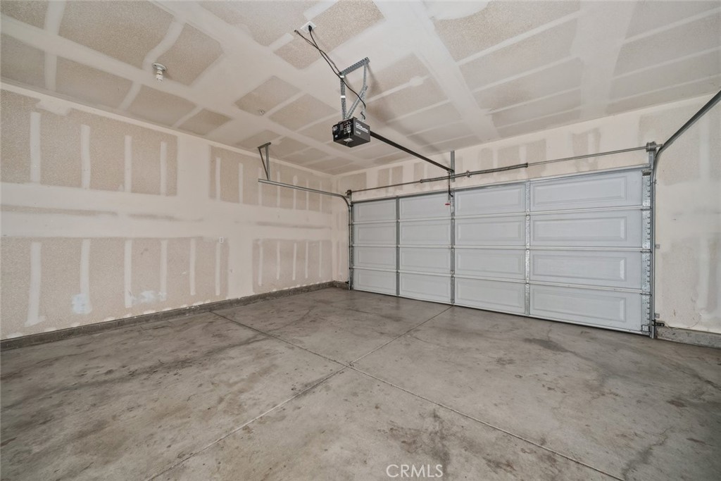 1732 Singletree Court