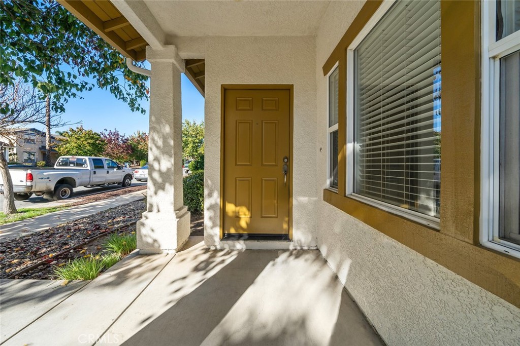 1732 Singletree Court