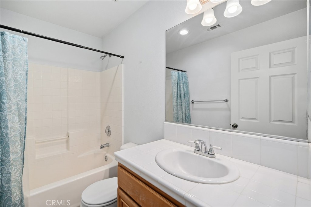 1732 Singletree Court