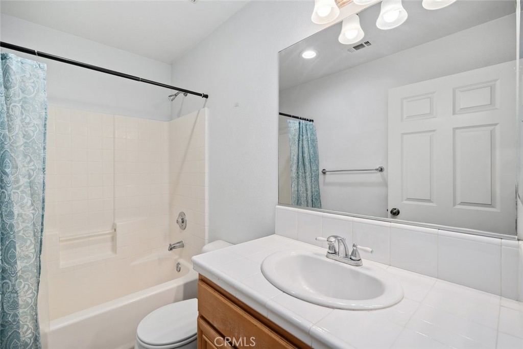 1732 Singletree Court