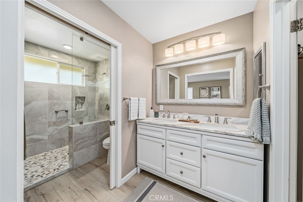 340 N Las Flores Drive