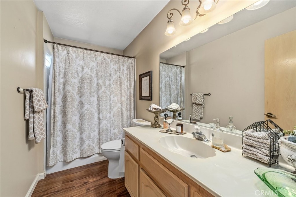 340 N Las Flores Drive