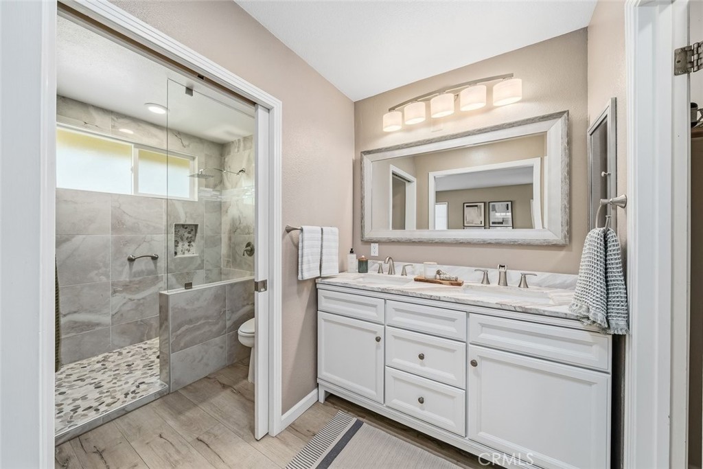 340 N Las Flores Drive