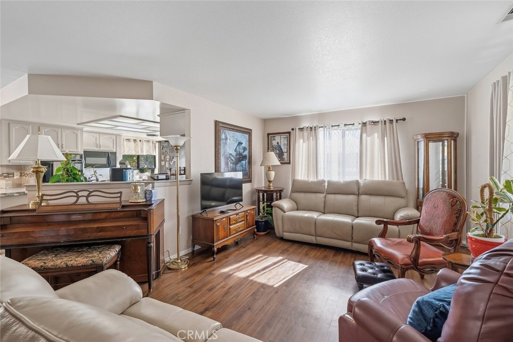 340 N Las Flores Drive