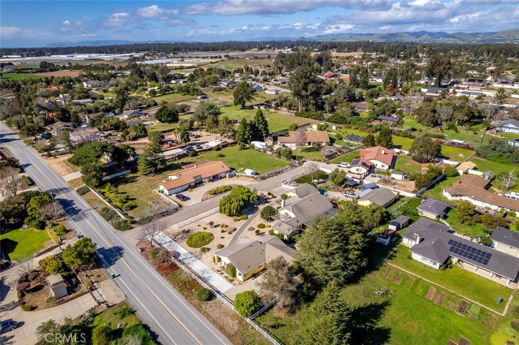 340 N Las Flores Drive