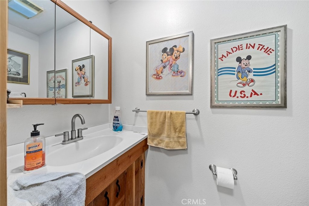 340 N Las Flores Drive