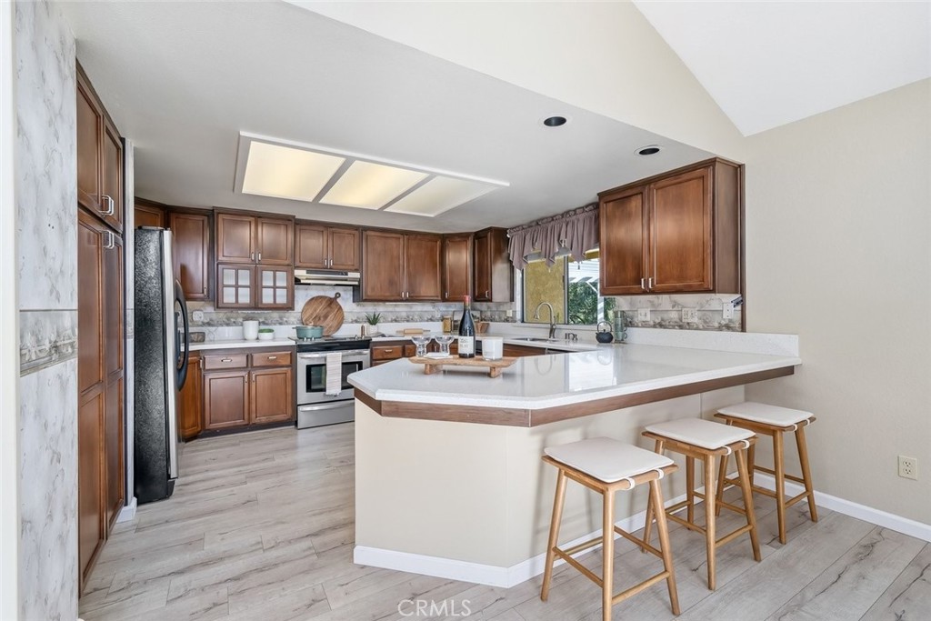 340 N Las Flores Drive