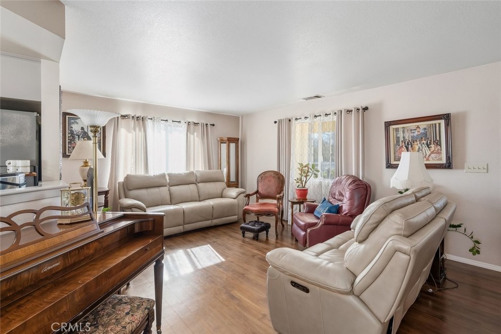 340 N Las Flores Drive