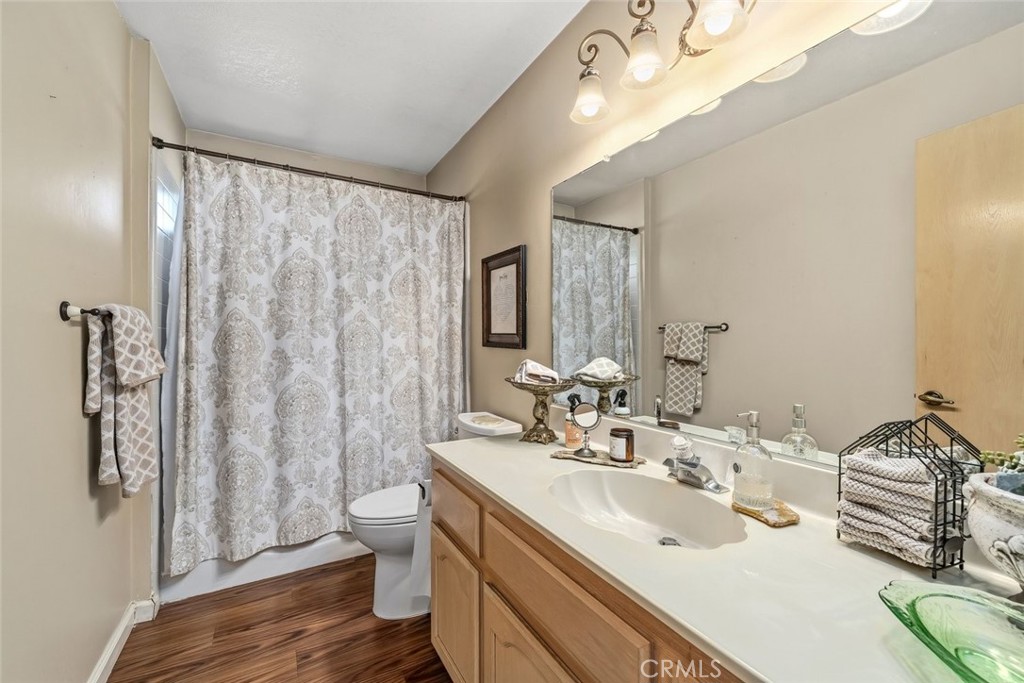 340 N Las Flores Drive