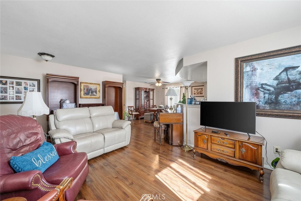 340 N Las Flores Drive