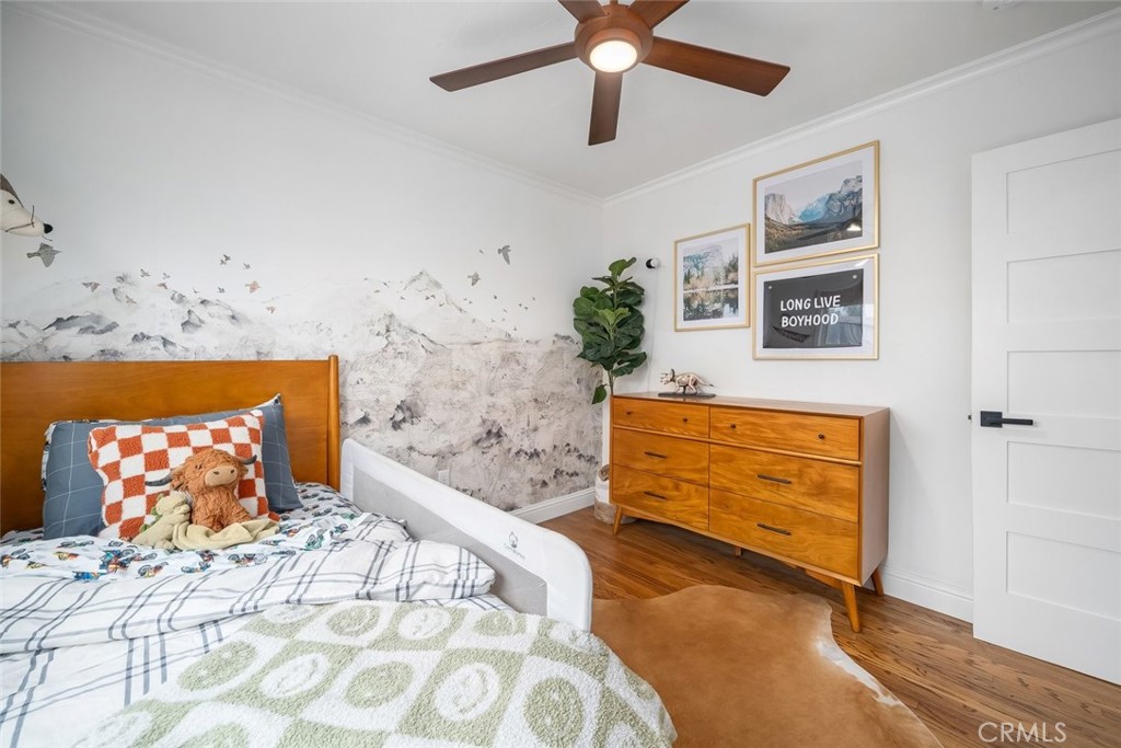 242 N 6th Street