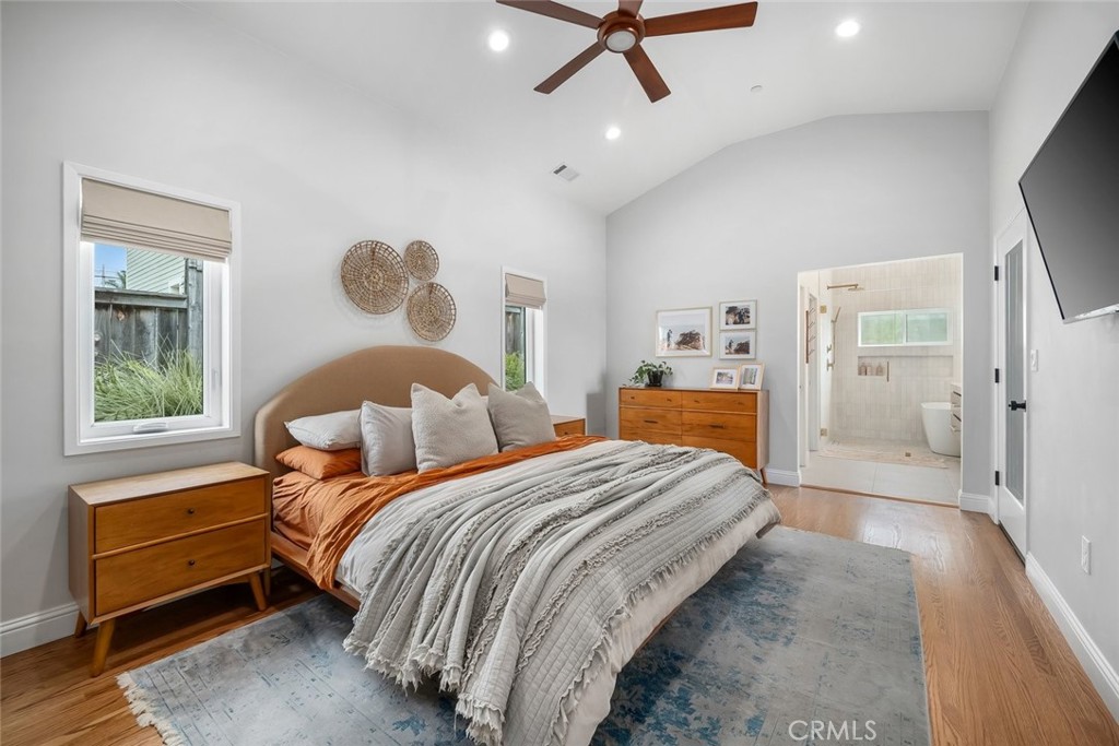 242 N 6th Street