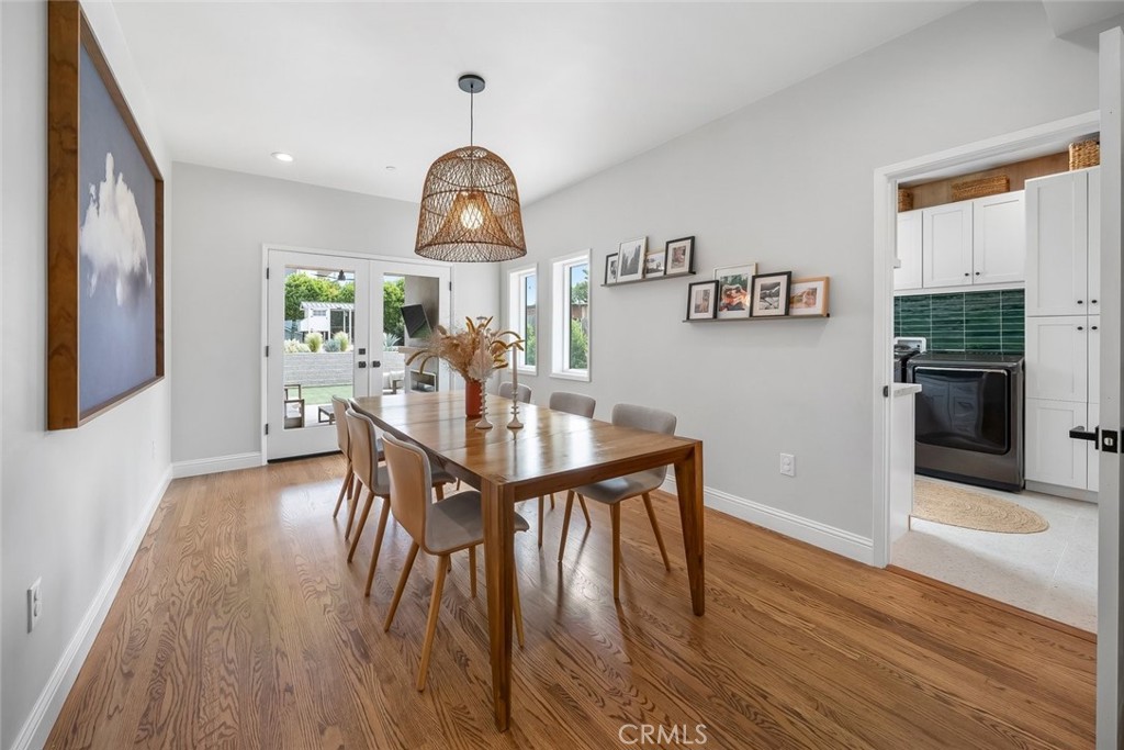 242 N 6th Street