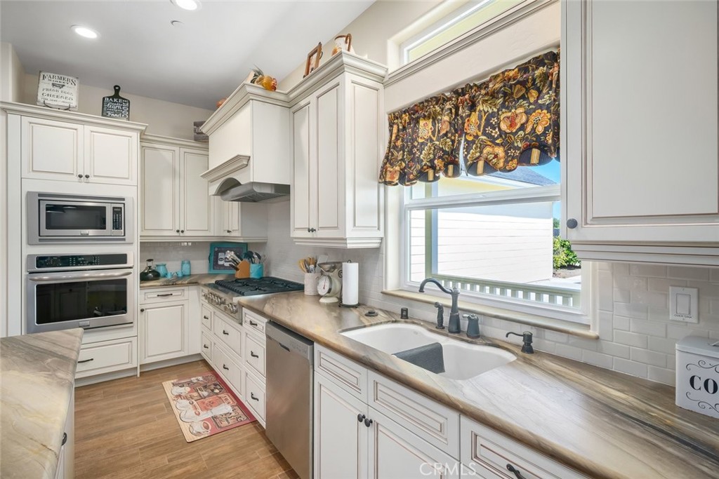 1696 Los Osos Valley Road