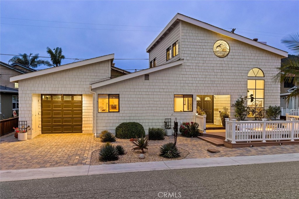 250 Castaic Avenue
