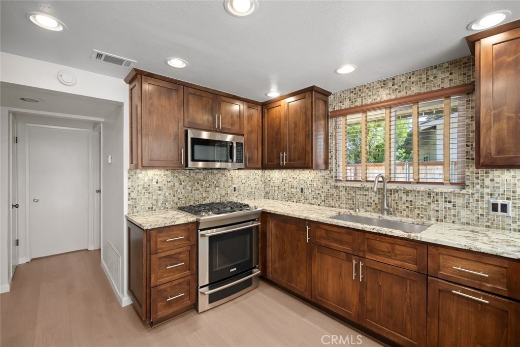 79 Chuparrosa Drive