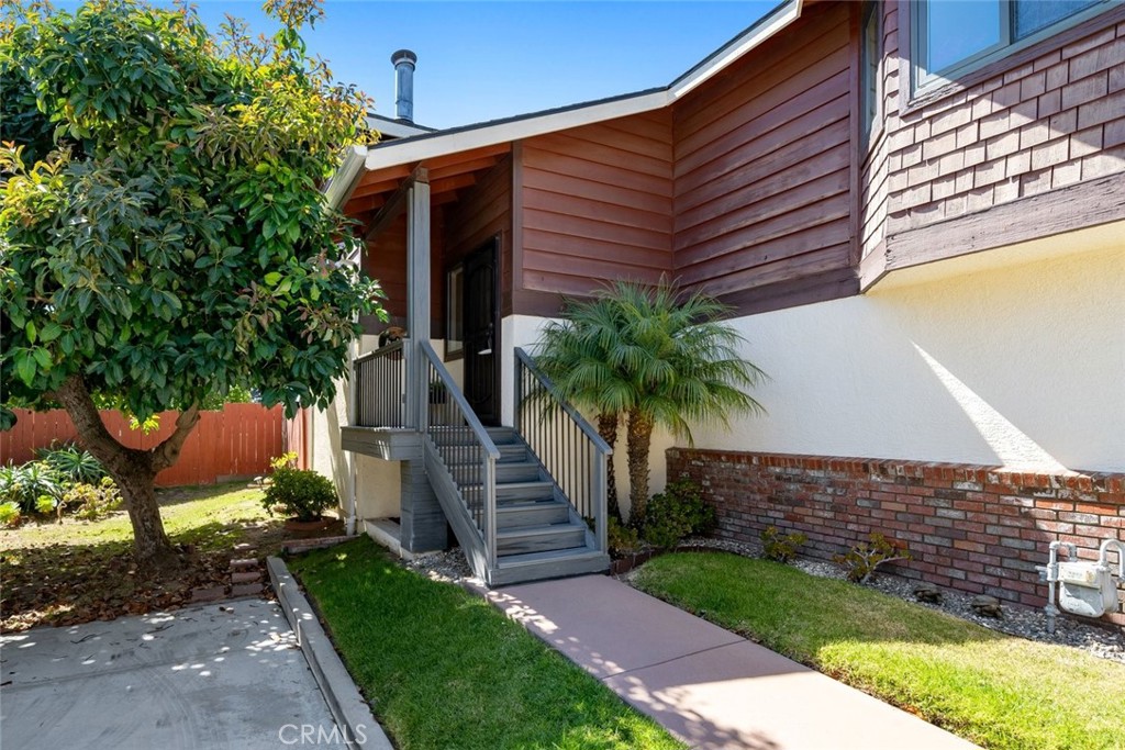1641 Saratoga Avenue