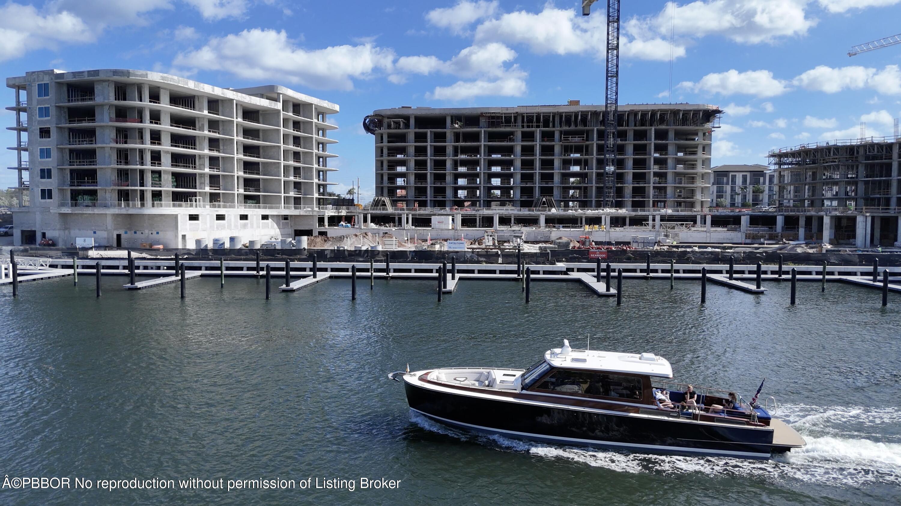 2200 PGA Boulevard, 401
