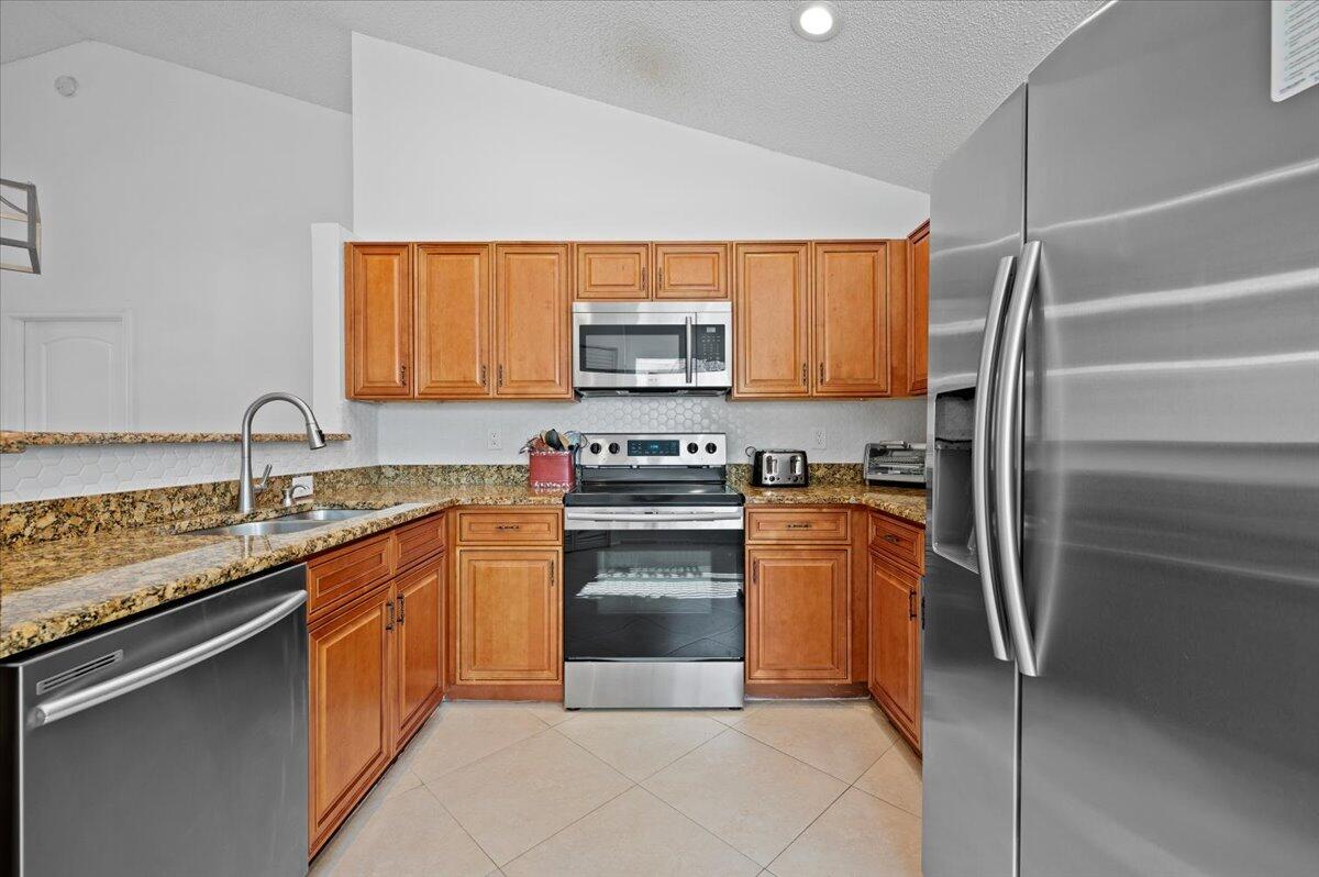 9111 Baybury Lane