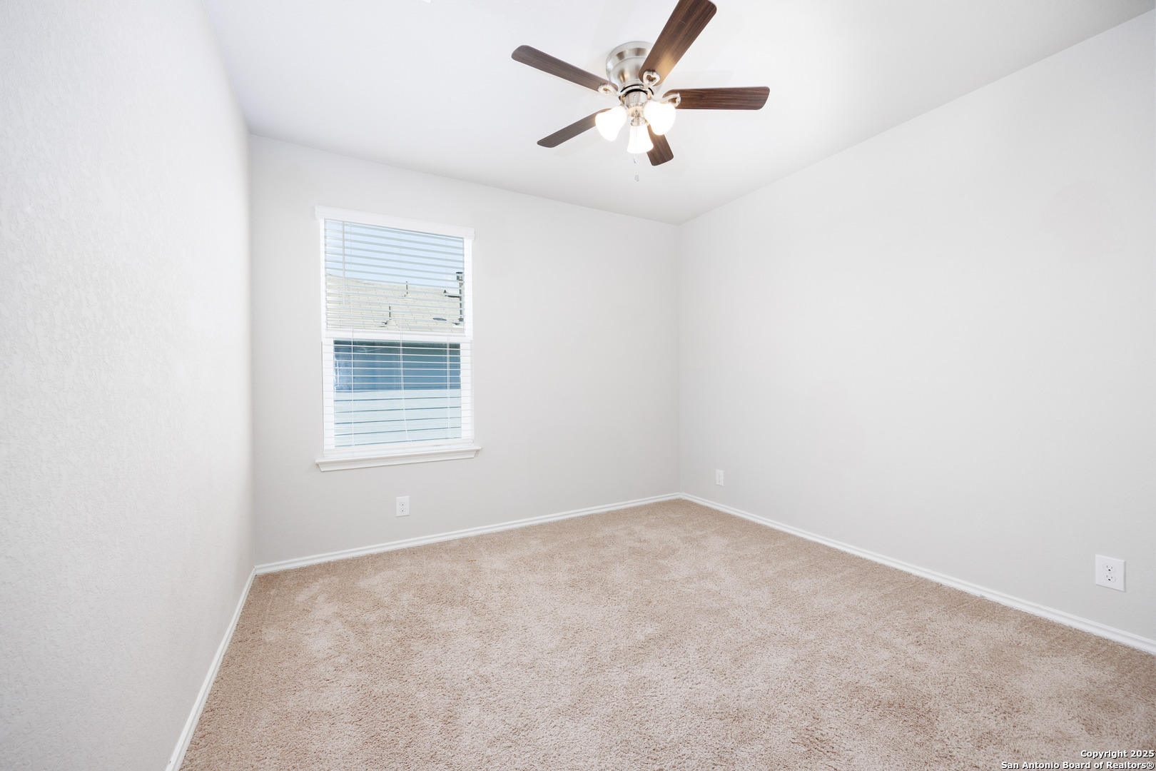 5507 Rosillo Bluff