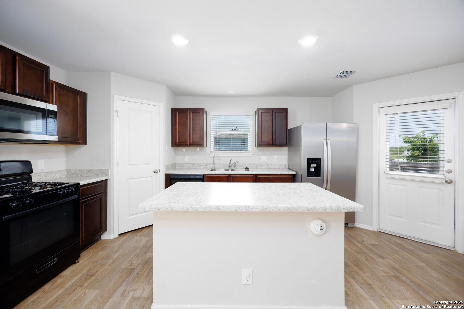 5507 Rosillo Bluff