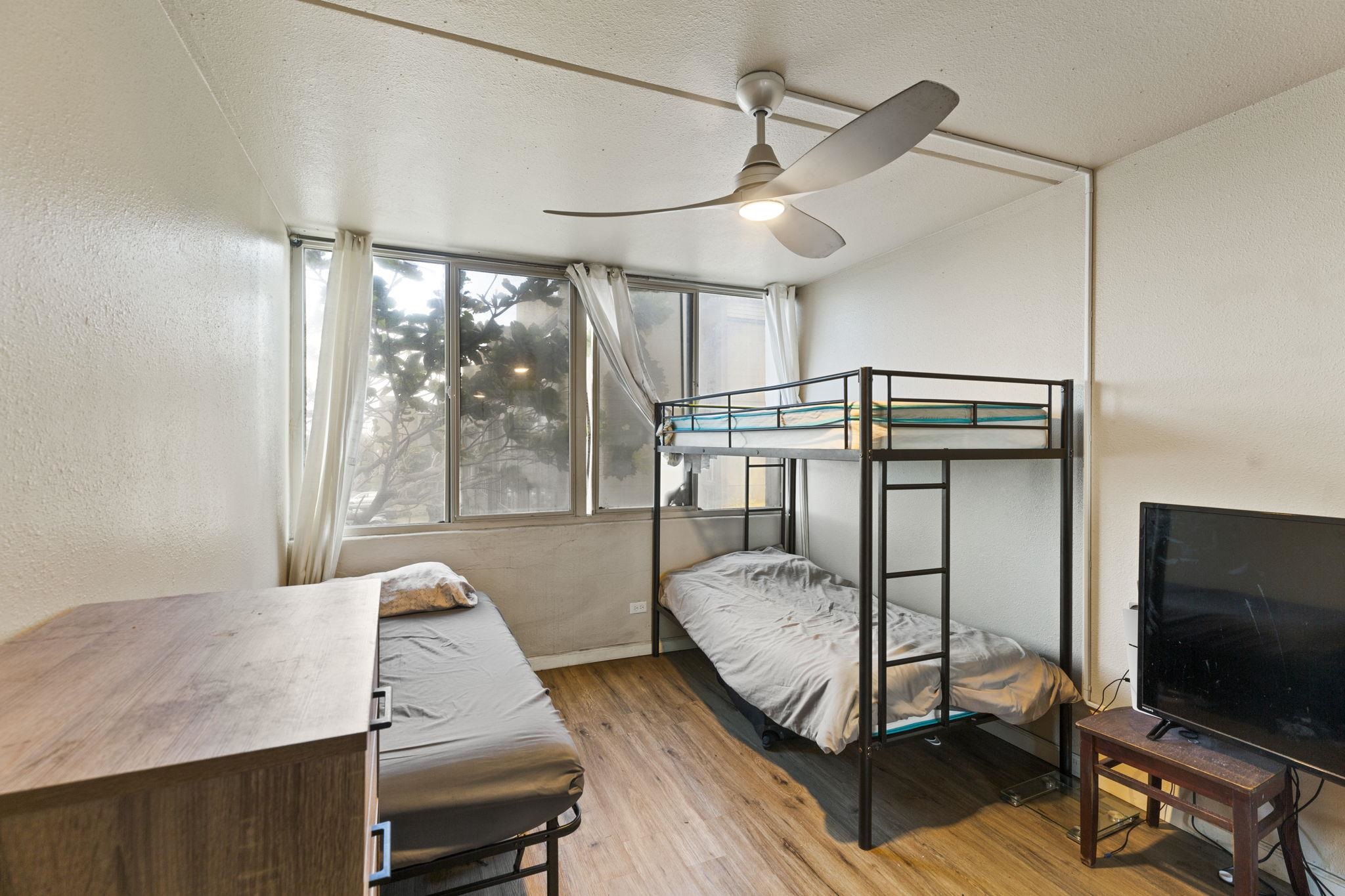 111 KAHULUI BEACH Rd Unit: D325