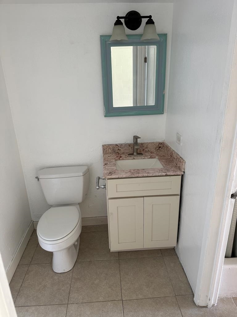 111 KAHULUI BEACH Rd Unit: A303