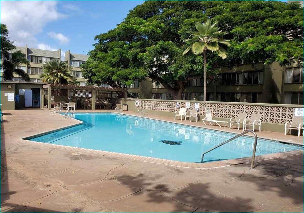 111 KAHULUI BEACH Rd Unit: A303