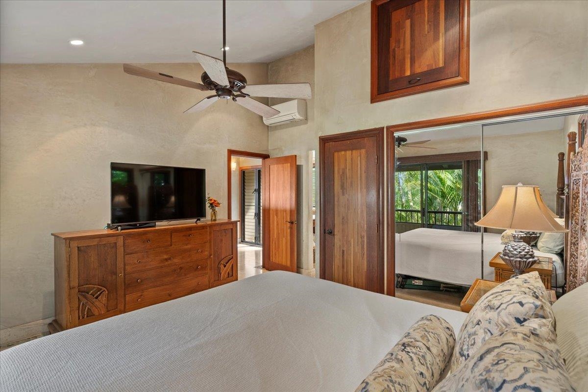 10 WAILEA EKOLU Pl Unit: 1006