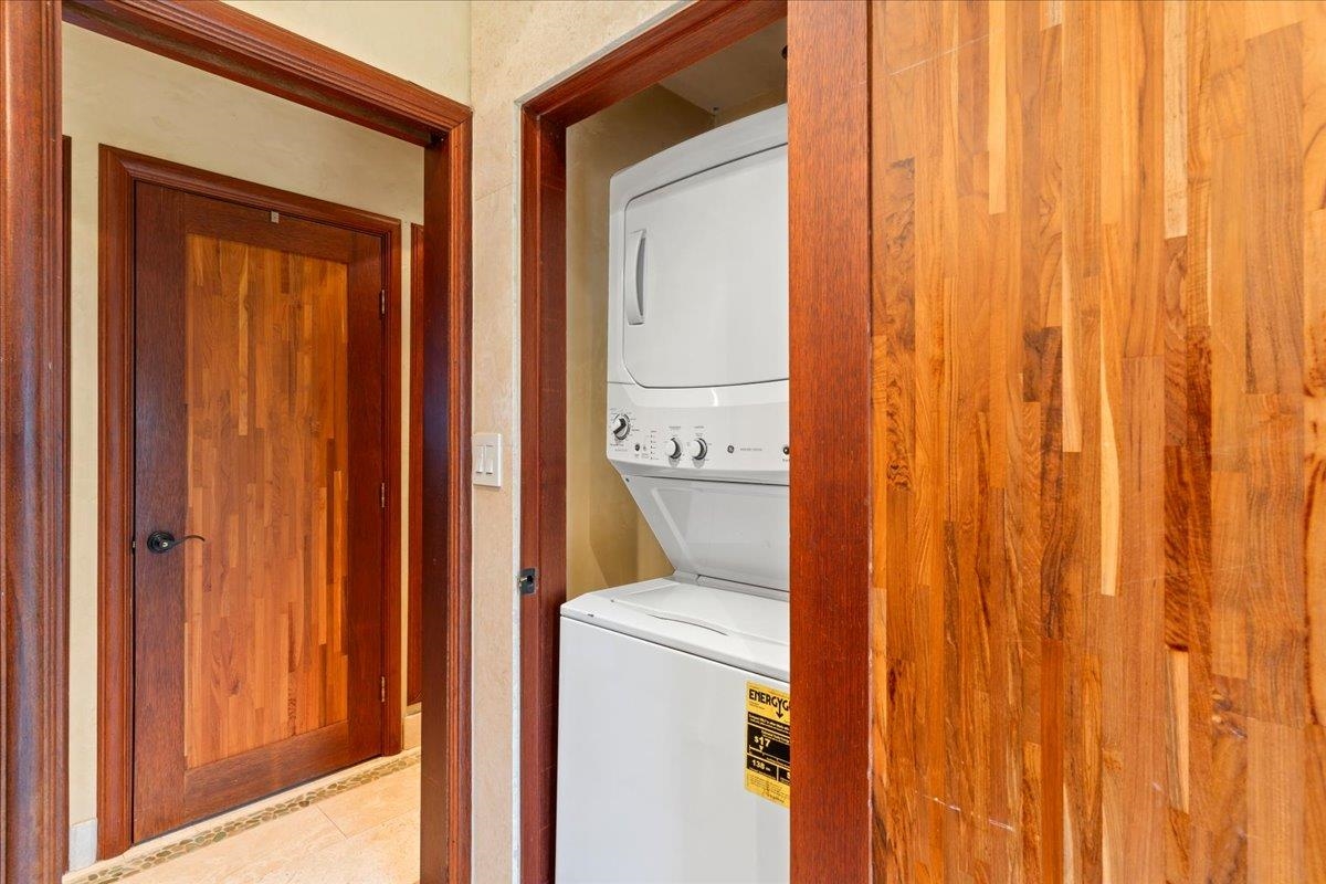 10 WAILEA EKOLU Pl Unit: 1006