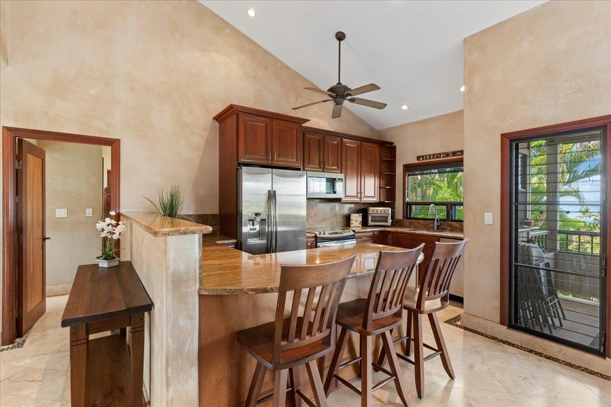 10 WAILEA EKOLU Pl Unit: 1006