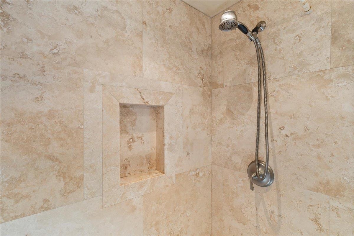 10 WAILEA EKOLU Pl Unit: 1006