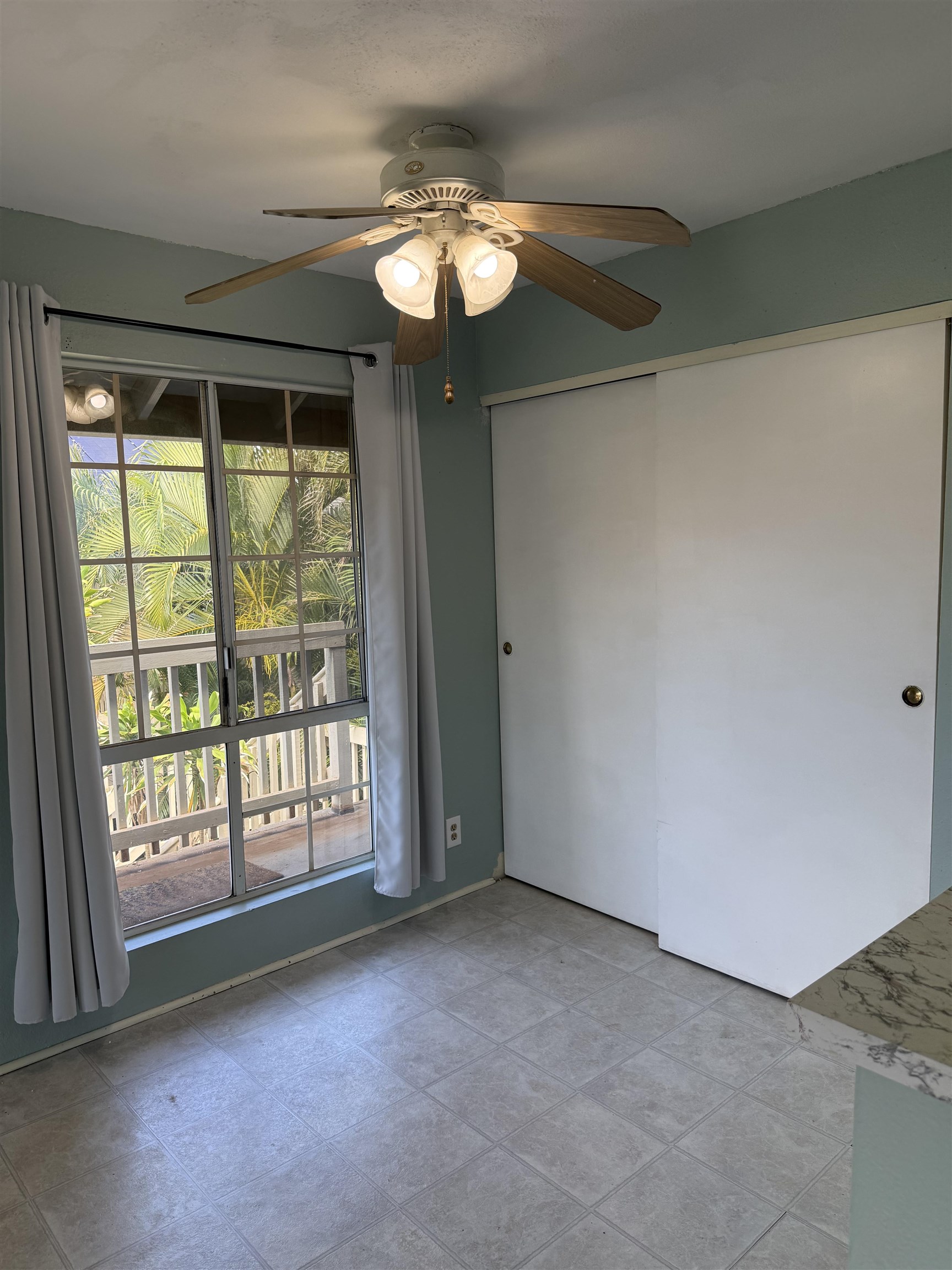 140 UWAPO Rd Unit: 50-203