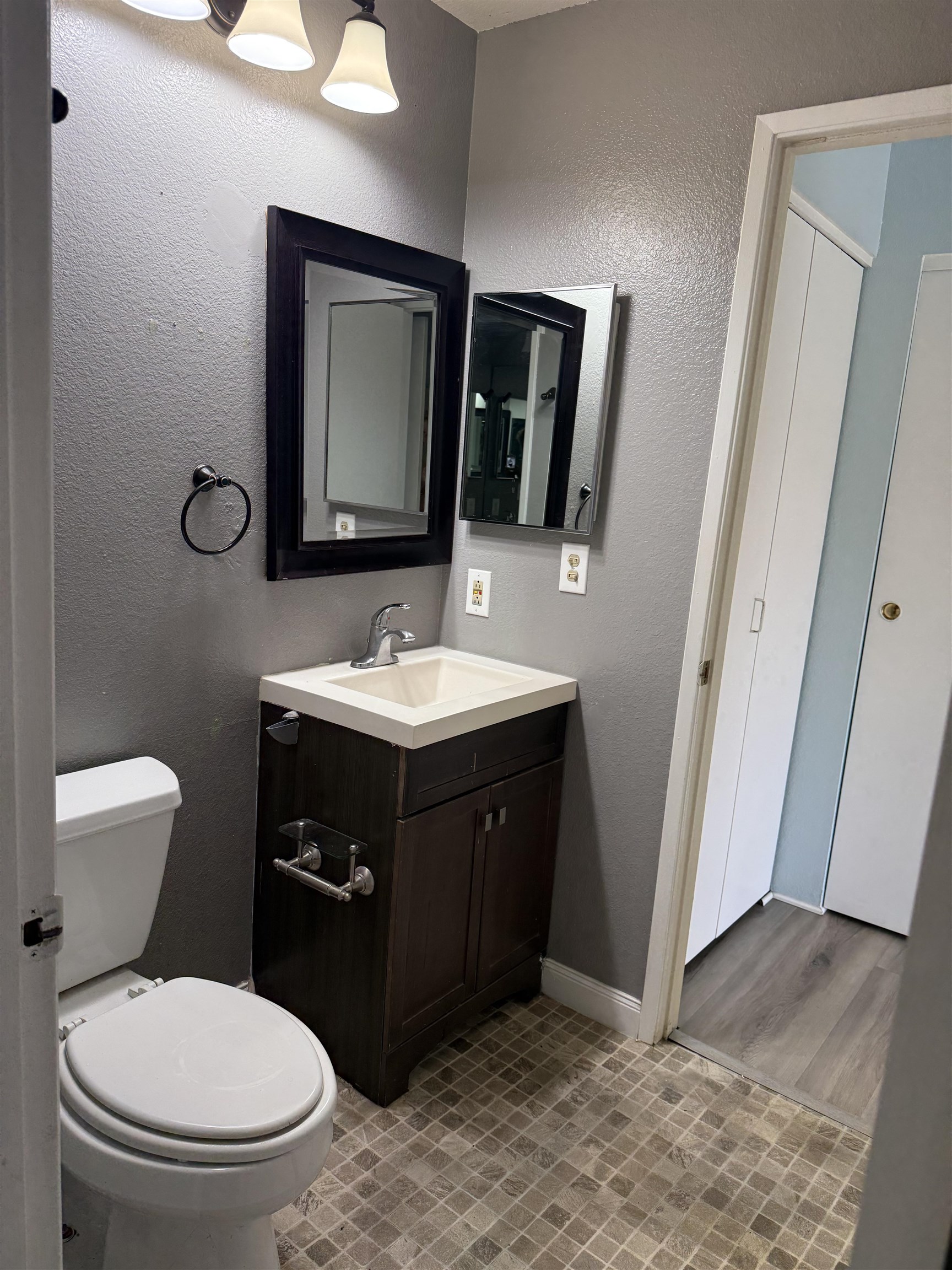 140 UWAPO Rd Unit: 50-203