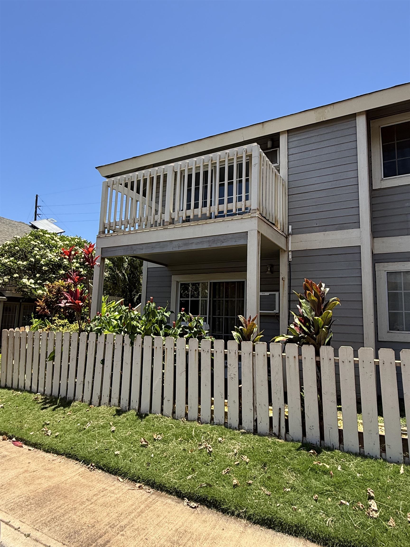 140 UWAPO Rd Unit: 50-203