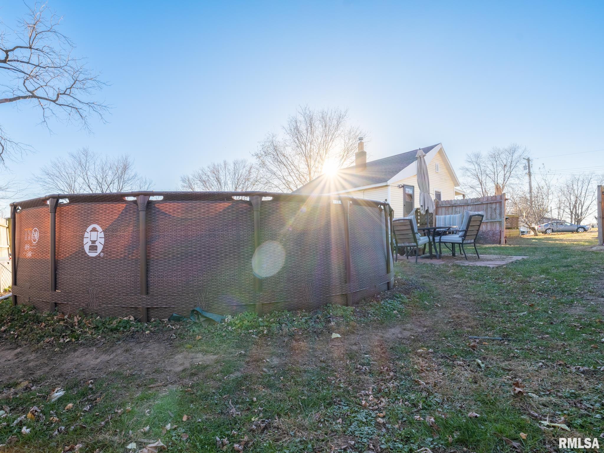 202 N WASHINGTON Street