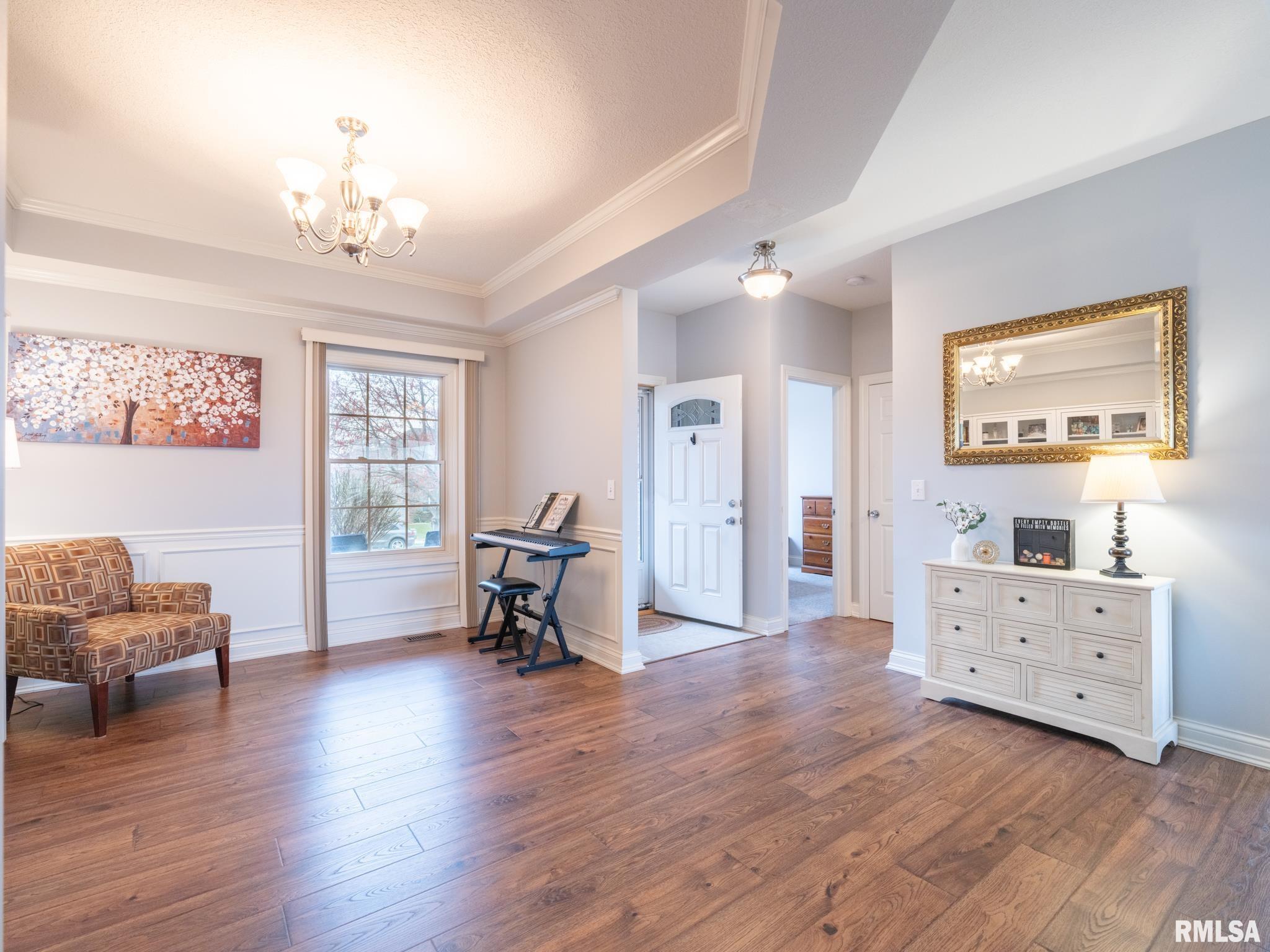 11518 N BROOKLYN Place