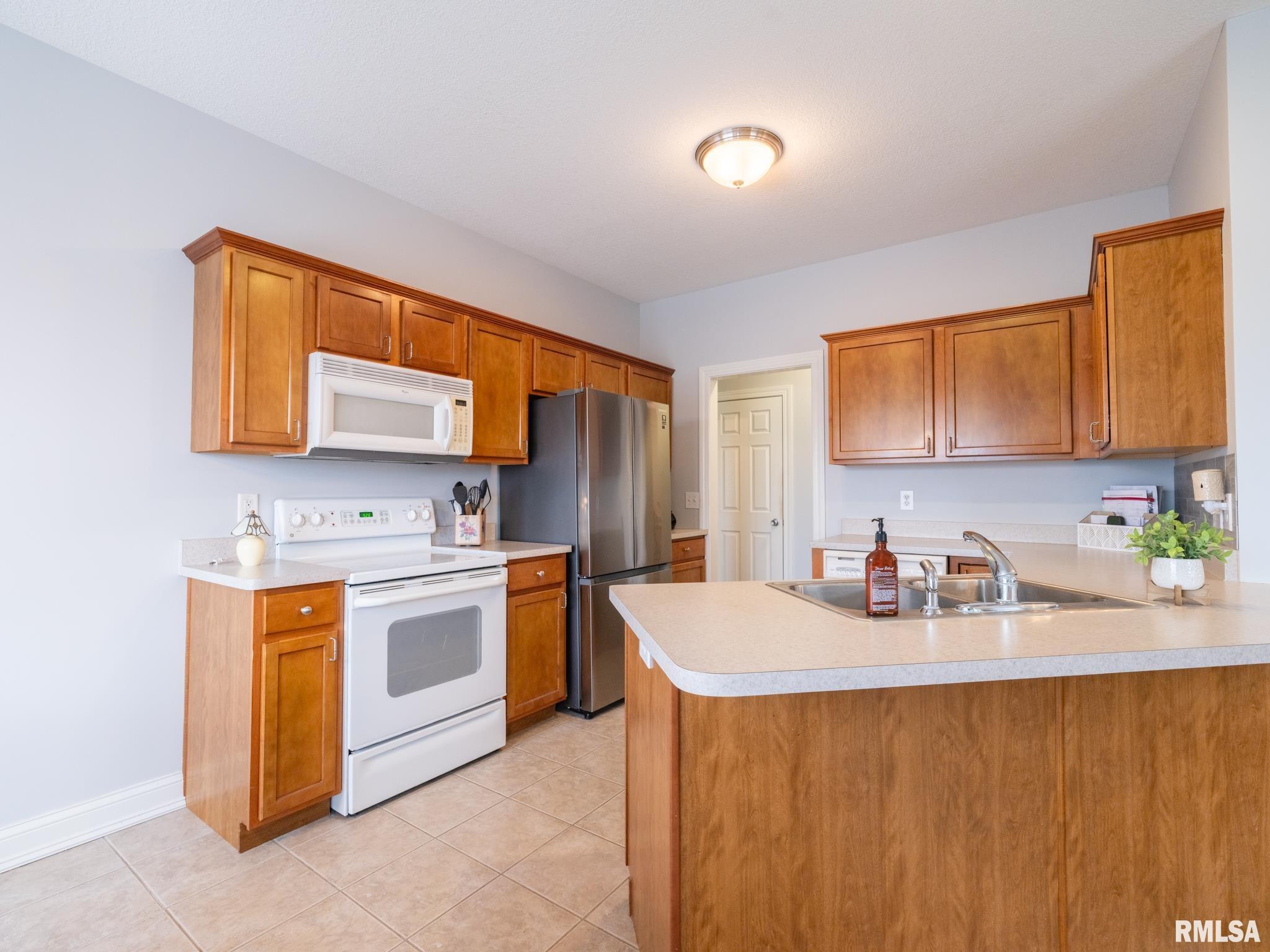 11518 N BROOKLYN Place