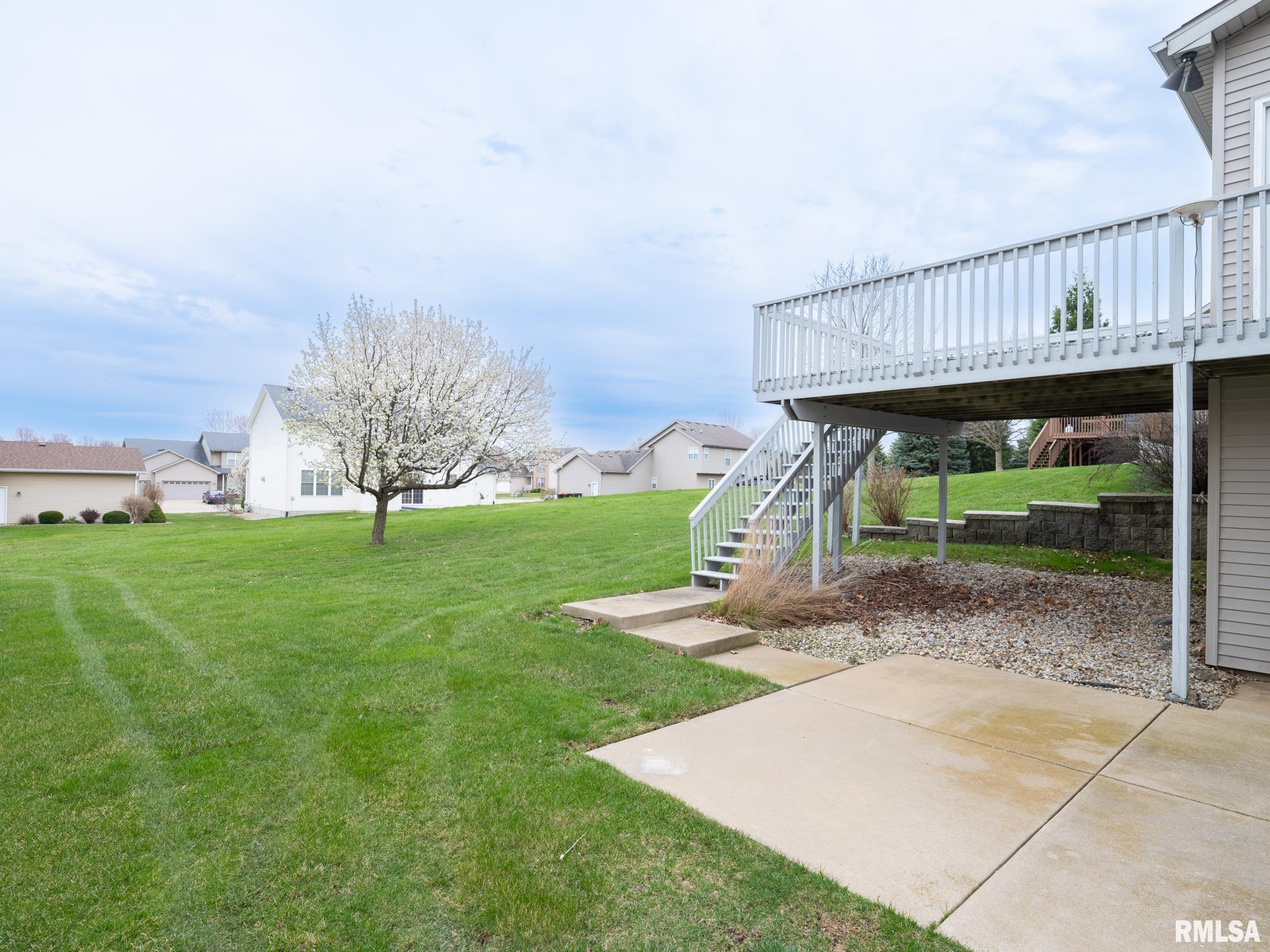 11518 N BROOKLYN Place