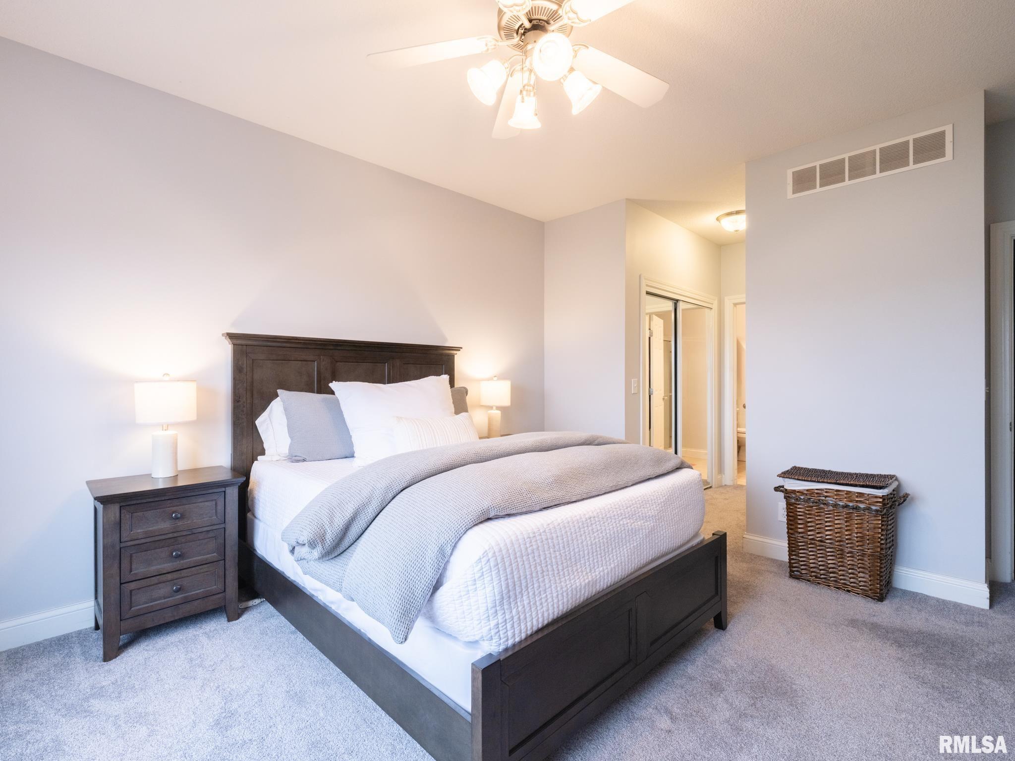 11518 N BROOKLYN Place