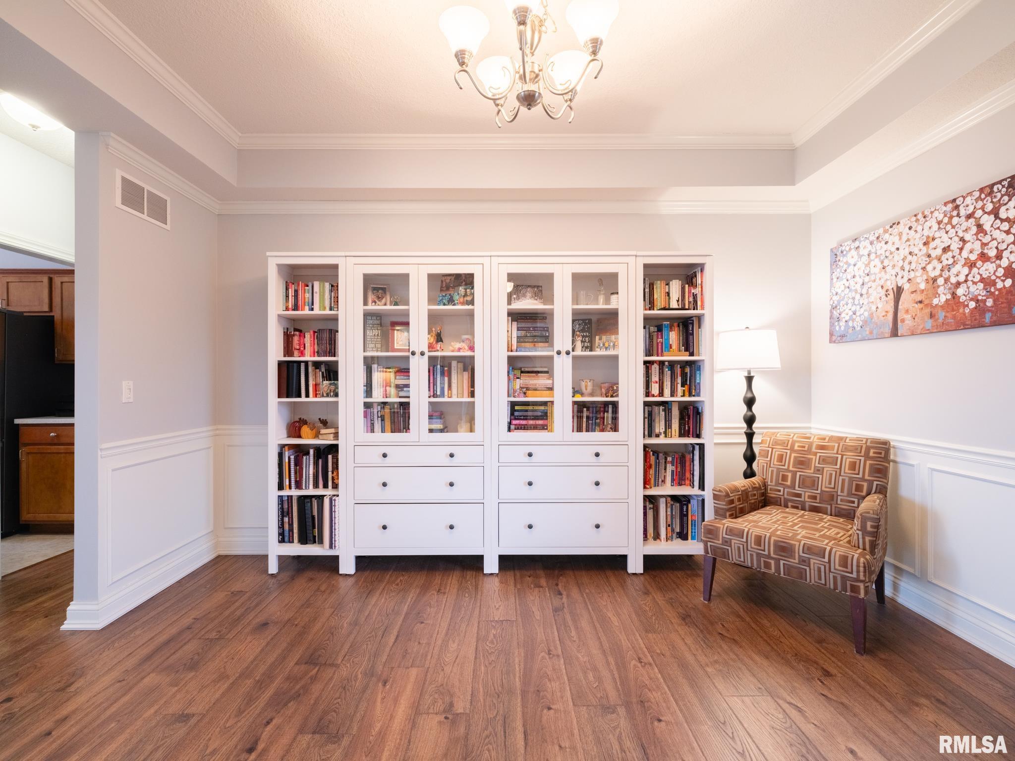 11518 N BROOKLYN Place