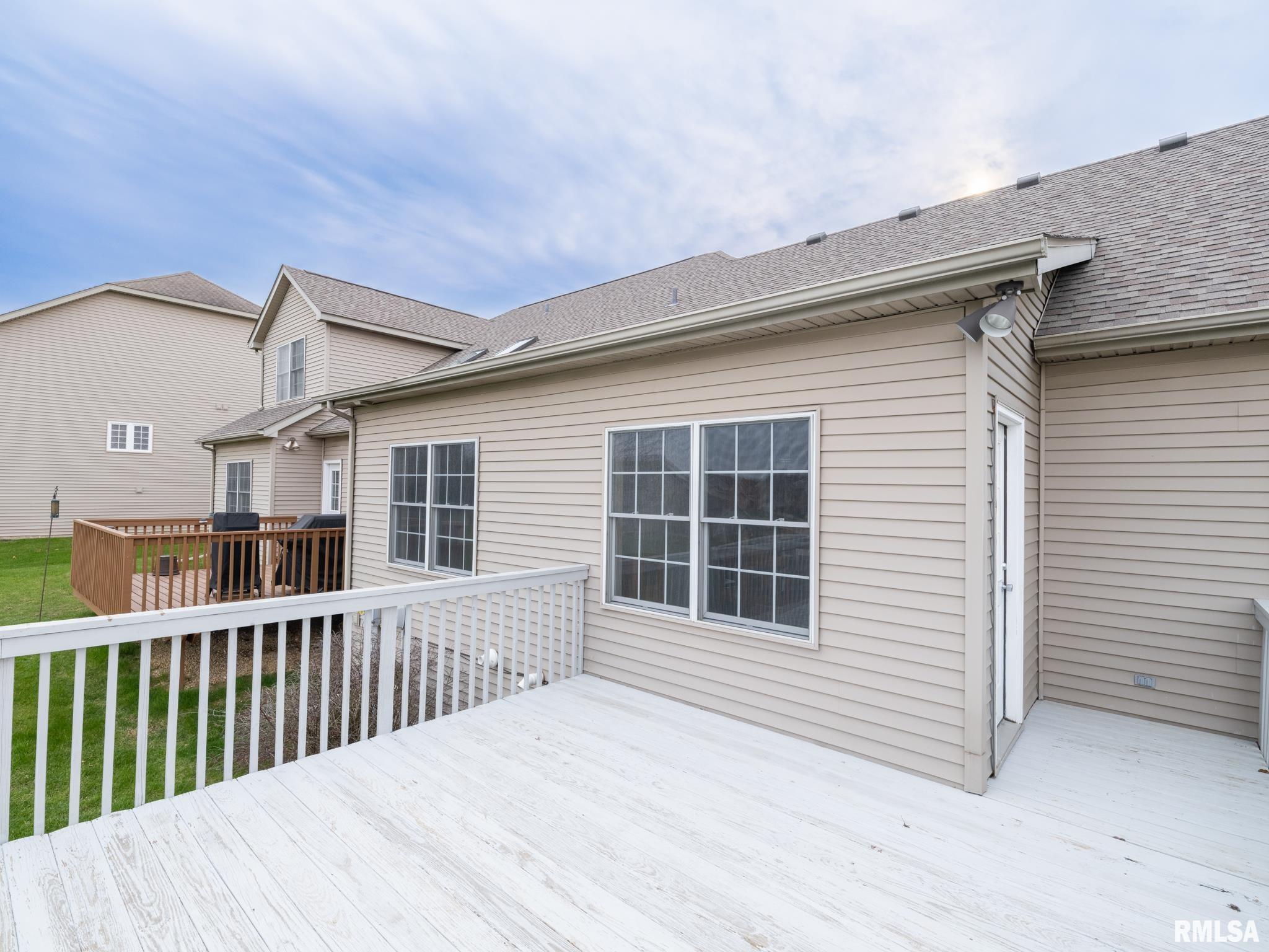 11518 N BROOKLYN Place