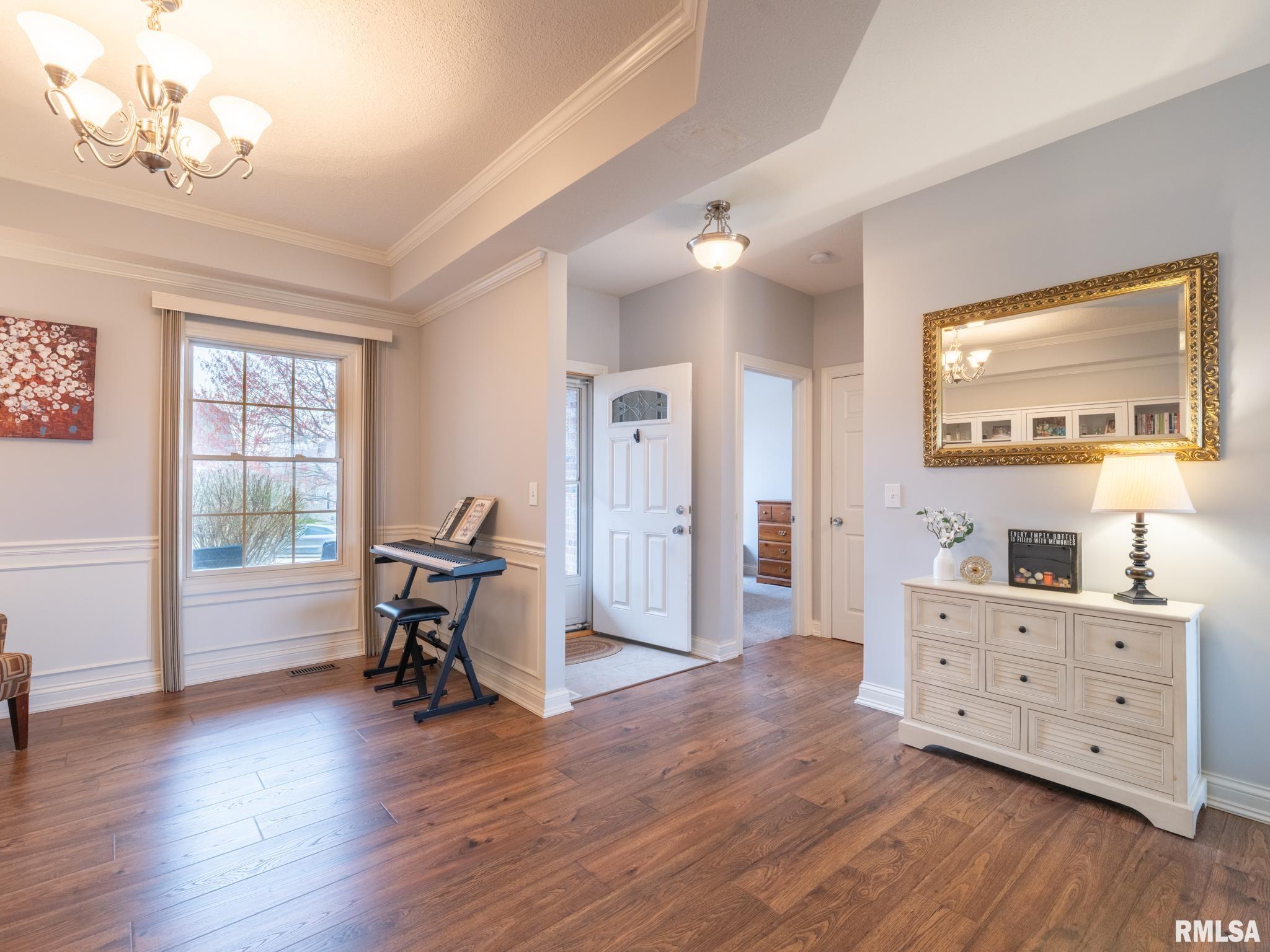 11518 N BROOKLYN Place